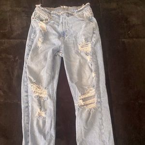 Girl’s Ripped Jeans